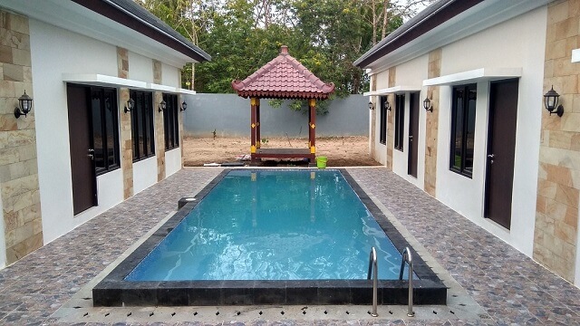 kolam renang grand ndalem home resort